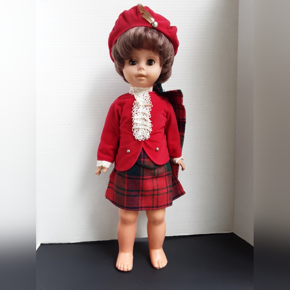 Vintage 19" Doll Sleeping Eyes Red Scottish Tartan Outfit Plaid Kilt Hat Toys